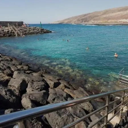 Piso Nuevo En El Puertito De Gueimar Al Lado Del Mar Realizamos Servicio De Excursiones Con Guia Puertito de Guimar