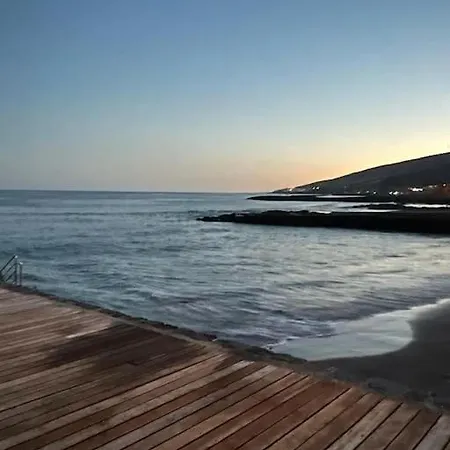 Piso Nuevo En El Puertito De Gueimar Al Lado Del Mar Realizamos Servicio De Excursiones Con Guia *