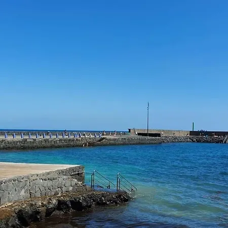 Piso Nuevo En El Puertito De Gueimar Al Lado Del Mar Realizamos Servicio De Excursiones Con Guia * Puertito de Guimar