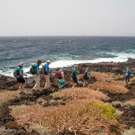 Piso Nuevo En El Puertito De Gueimar Al Lado Del Mar Realizamos Servicio De Excursiones Con Guia Puertito de Guimar