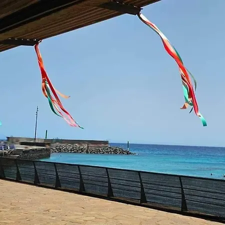 Piso Nuevo En El Puertito De Gueimar Al Lado Del Mar Realizamos Servicio De Excursiones Con Guia Puertito de Guimar