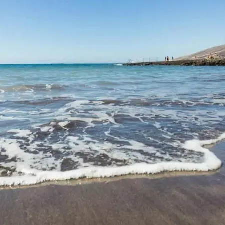 Piso Nuevo En El Puertito De Gueimar Al Lado Del Mar Realizamos Servicio De Excursiones Con Guia * Puertito de Guimar