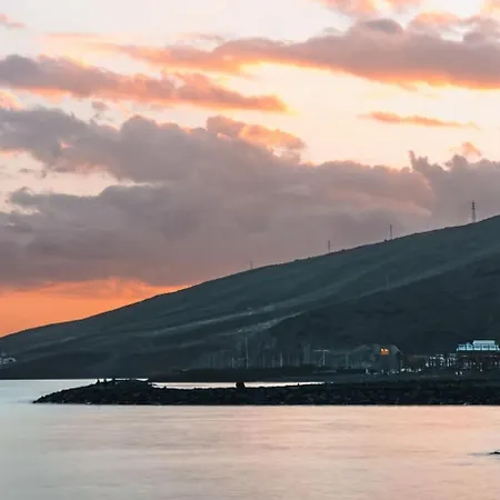 Piso Nuevo En El Puertito De Gueimar Al Lado Del Mar Realizamos Servicio De Excursiones Con Guia Apartment Puertito de Guimar