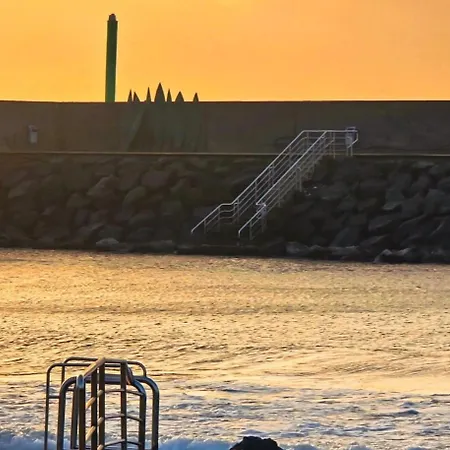 Piso Nuevo En El Puertito De Gueimar Al Lado Del Mar Realizamos Servicio De Excursiones Con Guia